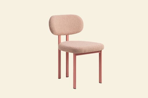 Chaise Micadoni Sam en bouclé rose, dossier arrondi, pieds métalliques roses